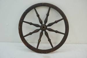 Antique spoke buggy wheel