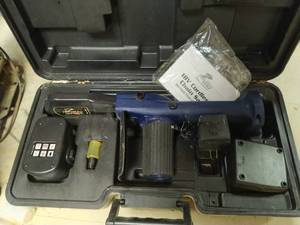 lot 467 image: Tornado Tools 18V Cordless Chainsaw with Case