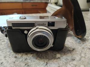 lot 174 image: Minolta Rokkor Camera