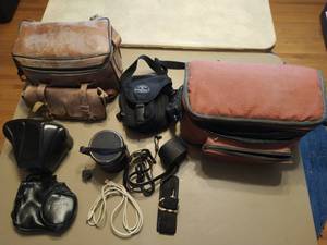 lot 183 image: Collection of Camera Supplies