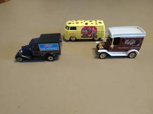 lot 276 image: Three Promotional Model Cars