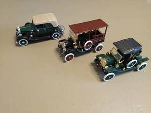 lot 278 image: Three Ford Model Cars