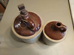 lot 289 image: Two Unmarked Jugs