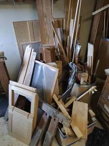 lot 488 image: Collection of Misc. Scrap Lumber