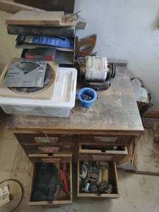 lot 492 image: Cabinet with Contents