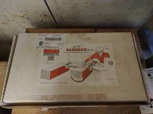 lot 497 image: Alaskan MKIII Chainsaw Lumber Making Attachment