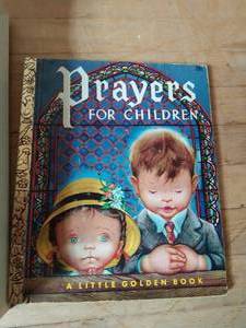 lot 144 image: Vintage Dolls With Prayers For Children Book