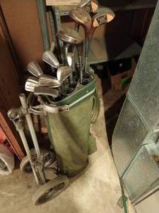 lot 155 image: PGA Custom Build Golf Club Set With Bag
