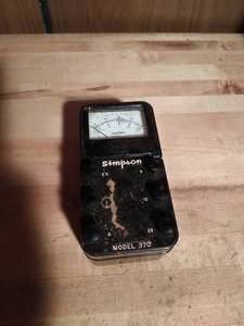 lot 20 image: Simpsons Model 370 Analog Amp Meter