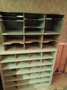 lot 34 image: Two Shelf Organizers