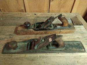 lot 38 image: Sieoley No. 6 Hand Plane And Unmarked Hand Plane