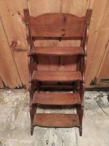 lot 214 image: Wood display for decoys