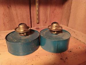 lot 232 image: Oil Lamps
