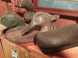 lot 307 image: Duck Decoy Lot #11 with Ken Harris Decoy