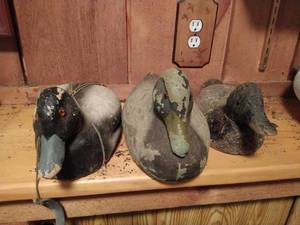 lot 309 image: Decoy Lot #13
