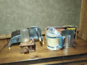 lot 315 image: Vintage Kitchenware