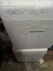 lot 323 image: Snow Village