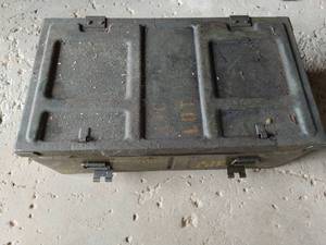 lot 334 image: Munitions Box
