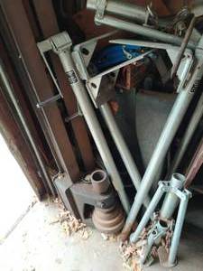 lot 337 image: Camper Lift & More