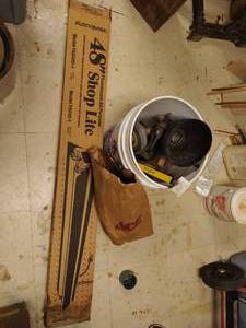 lot 442 image: Grinder and Other Tools and Parts