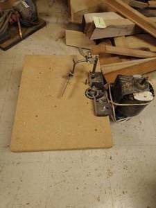 lot 471 image: Motor with Base