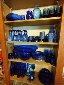 lot 89 image: Collection of Blue Glassware
