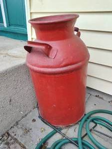 lot 189 image: Red Milk Can