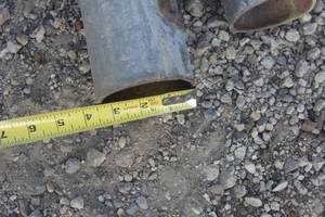 lot of 10 pipeposts