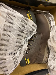 lot 37 image: Mens Halogen 6 in. Work Boots - Soft Toe - Brown Crazy Horse Size 10(W) The retail price $99.99