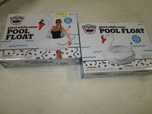Lot of 2 Giant White Swan pool floa...