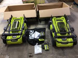 lot 14 image: Lot of 2 40V Brushless 20 in. Cordless Battery Walk Behind Push Lawn Mower with 1 Battery and 2 Charger by RYOBI (customer return) review pictures