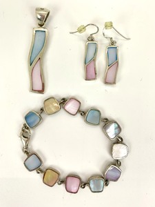 Sterling Silver w Inlaid Pastel-Dyed Shell Jewelry Set