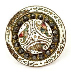 Unusual White Cloisonn Button Mounted On A Size 7.5 10K Gold Ring