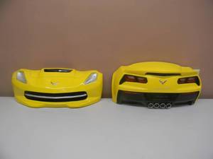 GM LICENSED C7 CORVETTE FRONT & REAR FASCIA LIGHTED WALL DISPLAY - NICE - APPROX 19 BY 10 PER PIECE - SEE PICTURES