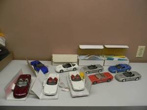 REVELL ROAD TOUR CORVETTE PLASTIC MODELS 125 SCALE - 97, 98, 99, 99, 00, 01, 01, 02, 03  - GREAT COLLECTION - SEE PICTURES