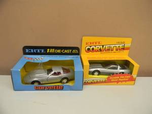 ERTL 125 SCALE CORVETTE #1676 & #1831 - NEW IN BOX - NICE - SEE PICTURES