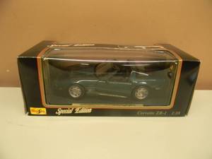 MAISTO SPECIAL EDITION 118 SCALE DIE-CAST CORVETTE ZR-1 - GREAT PIECE - NICE - IN BOX - SEE PICTURES