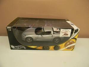 HOT WHEELS 118 SCALE DIE-CAST C6 (05 of 58) - 46th ANNUAL NCCC CONVENTION 2005 MINNESOTA - NICE - IN BOX - SEE PICTURES