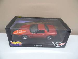 HOT WHEELS 118 SCALE DIE-CAST C5 CORVETTE CUSTOM CANDY-RED PAINT - NICE - IN BOX - SEE PICTURES