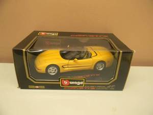 BURAGO DIAMONDS 118 SCALE DIE-CAST 1998 CORVETTE #3076 YELLOW - NICE - IN BOX - SEE PICTURES
