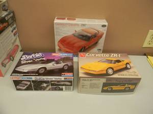 3 CORVETTE MODEL KITS - IN BOX - SEE PICTURES
