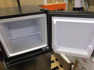 Compact Refrigerator