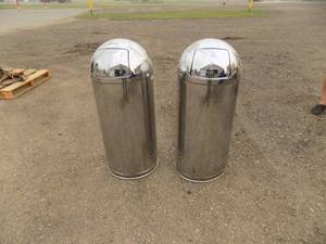 2 Metal Garbage Cans