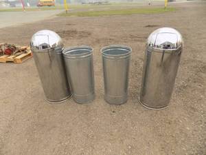 2 Metal Garbage Cans