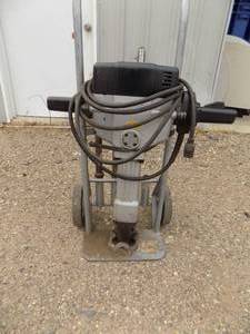 Makita Jack Hammer