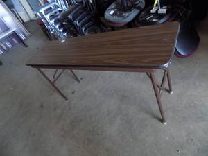5 Brown Folding Tables