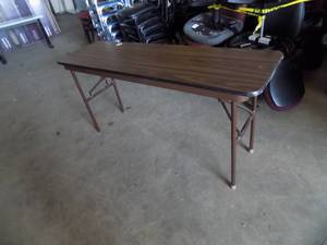 5 Brown Folding Tables