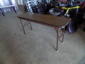 5 Brown Folding Tables