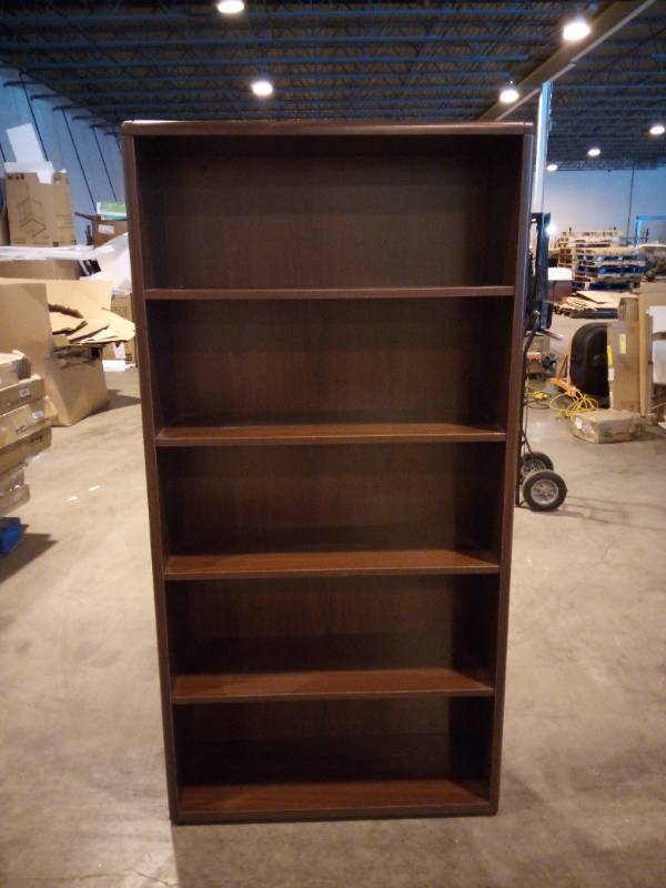 lot 1 image: HON 10500 Series Laminate Bookcase, Five-Shelf, 36w x 13-18d x 71h, Mahogany