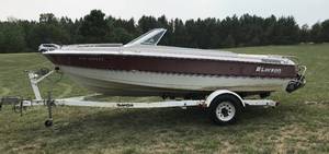 1988 Larson 18 Citation w 1994 Yacht Club Trailer